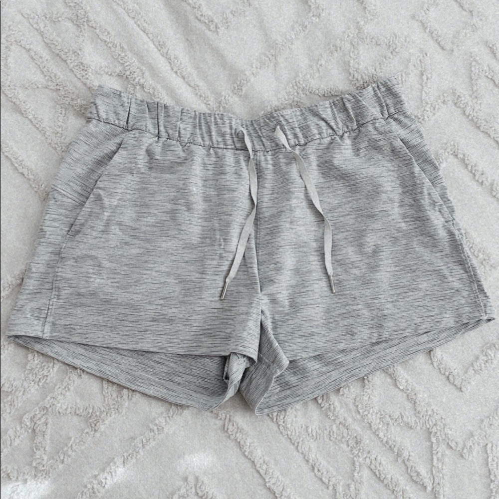 Lululemon On The Fly 2.5” Inseam